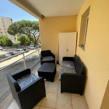 Immeuble Le Mozart Apartamento